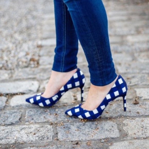 NWOT Banana Republic Gingham Blue/White Checkered Pointy Toe Heels - Picture 2 of 6